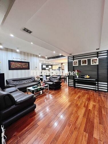 Vào luôn CT1 Sudico Mỹ Đình Sông Đà 125m2 4PN full đồ đẹp giá 19tr/th