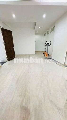 Cho thuê nhà mặt tiền đường số 28 dt 16x18m 3L