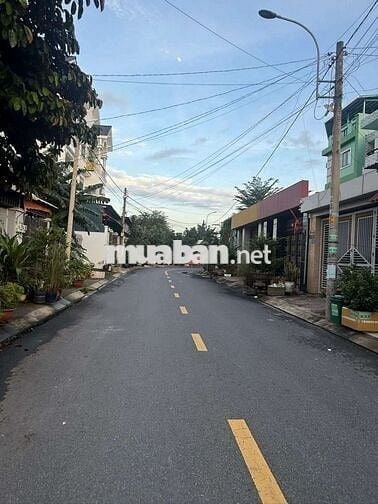 Nhà đẹp  chính chủ mặt tiền 10m