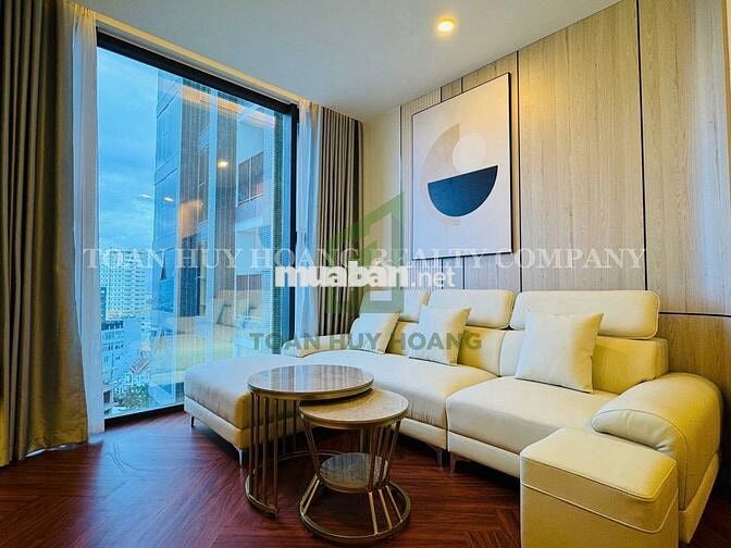 Cho thuê view sông Hàn – tầng 8, 3 view đẹp(thành phố, biển, pháo hoa)