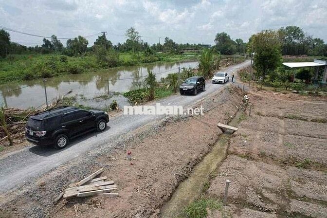 đất vườn view sông ở Bến Lức Long An