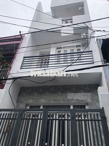 NHÀ BÌNH TIÊN 2PN 3WC MỚI SẠCH SẼ