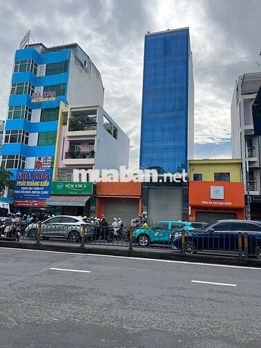 NGANG 5M - TRỆT 6 LẦU SÀN SUỐT CÓ THANG MÁY - MẶT TIỀN NHÀ ỐP KÍNH