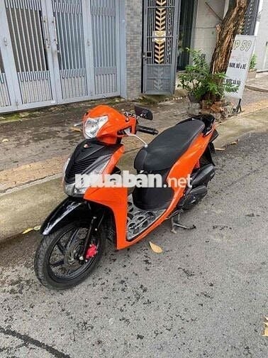 Cầm đồ bán thanh lý : chiếc tay ga Honda Vision 12