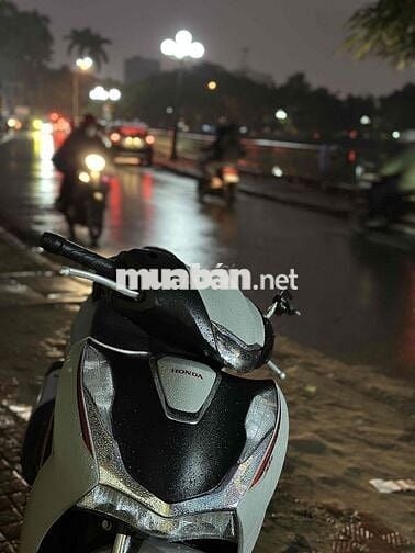 Honda SH160i 2024 Xám xi măng