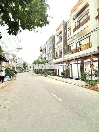 Cho Thuê Nhà 2 Lầu Có: 4pn Nằm Ở Đường N2 - Khu Cư Dĩ An - Bình Dương