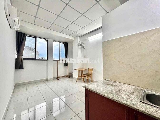 pass phòng Đặng Thuỳ Trâm gần VLU3