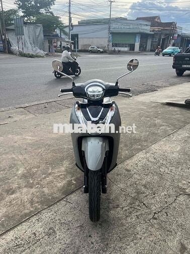 Honda SH Mode 2025 Xám 606 km