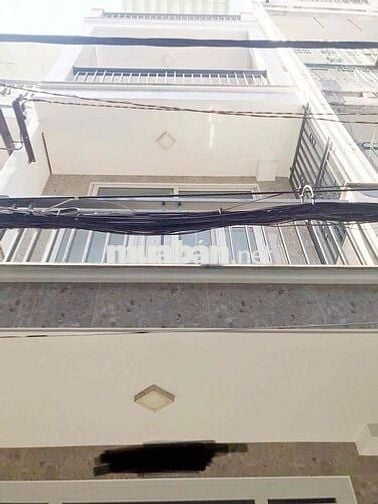 🔥 Nhà Nguyên Căn Đoàn Văn Bơ – 12.5 Triệu, 1 Trệt 2 Lầu Sân Thượng!