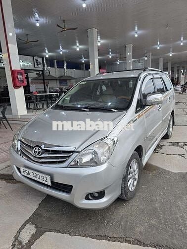 Toyota Innova 2010 G Số sàn Bạc