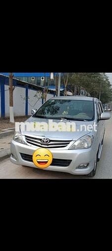 Toyota Innova 2011 G Bạc