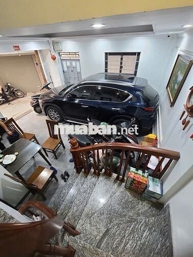 Nhà phố Yên Hoà-2 mặt tiền-oto đỗ cửa-kinh doanh tốt-6 tầng xịn đẹp