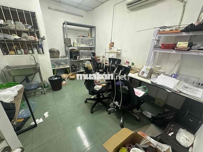 Cho thuê phòng có máy lạnh, có nấu ăn