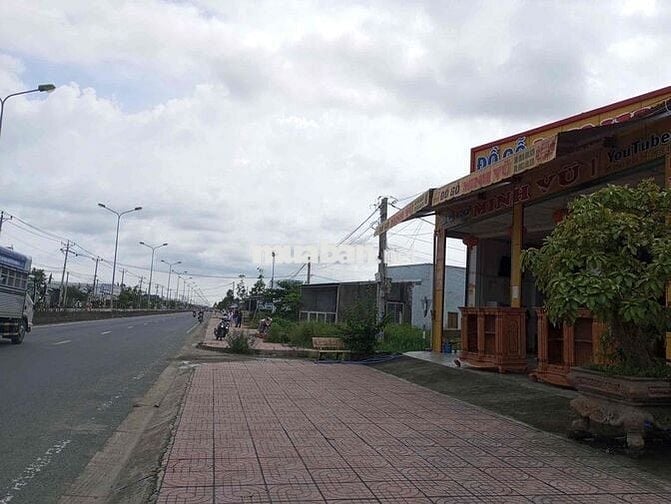 CẦN BÁN GẤP ĐẤT GẦN MẶT TIỀN TL830- SỔ RIÊNG