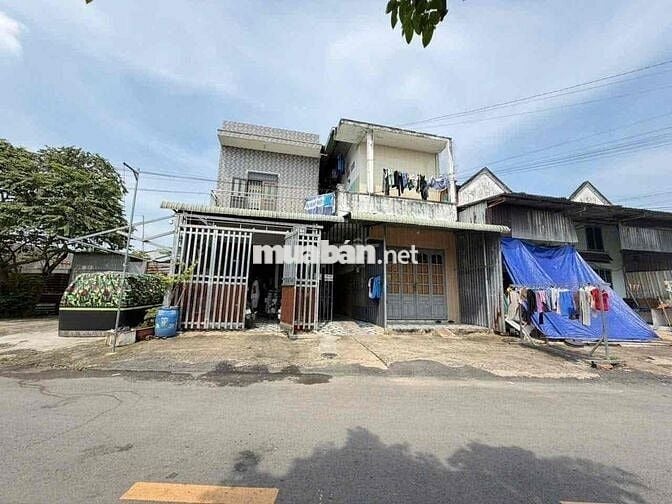 Cặp Trọ Phường Dĩ An Tp Hồ Chí Minh  280m2 full thổ cư chỉ 12 tỷ tl