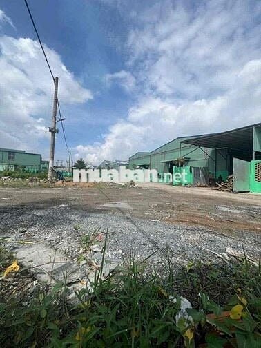 Cho thuê kho xưởng 2.600 m2 ngoài KCN tại Xã Đức Hòa, Tỉnh long an