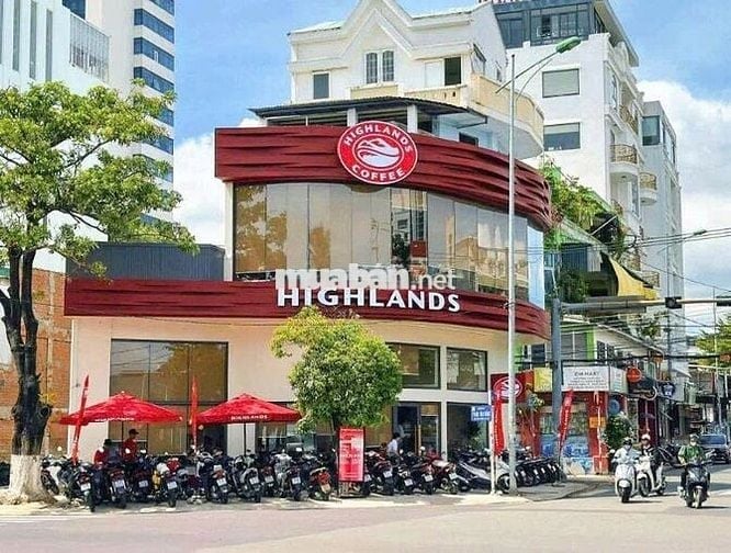 Cho thuê Nhà nguyên căn mặt tiền đường Ba Tháng Hai Quận 10