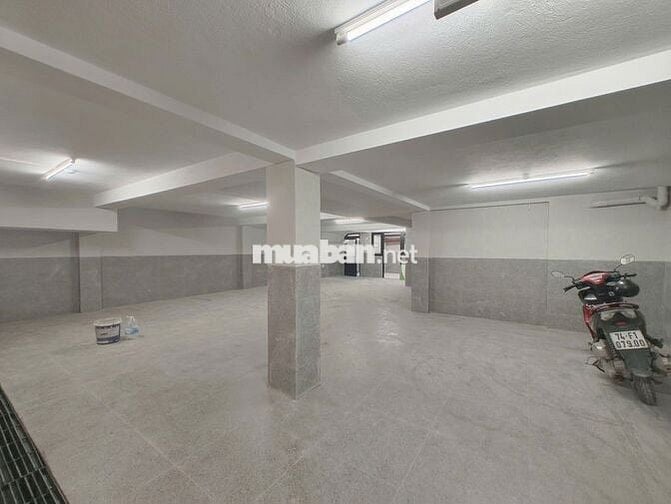 CHO THUÊ TÒA NHÀ THÀNH THÁI Q10, DT 17x10M, HẦM TRỆT 4 LẦU ST, 125TR