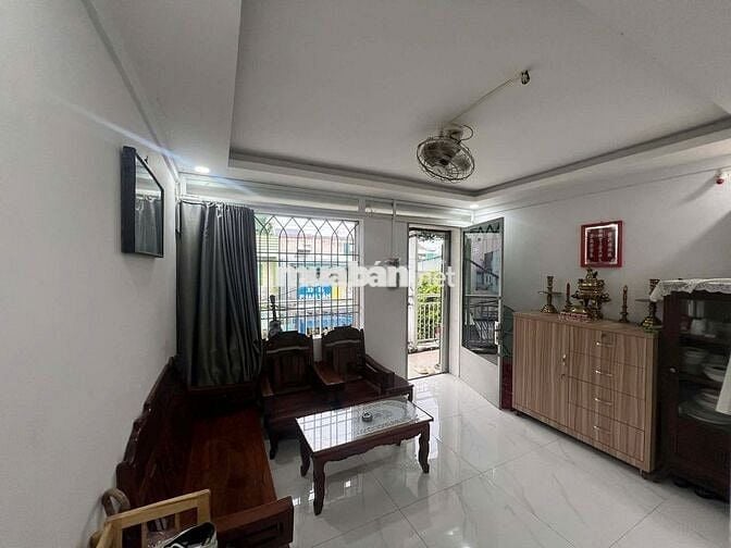 Chung cư Phạm Vấn 1 phòng khách, 1 phòng ngủ, 1 bếp, 1 nhà vệ sinh