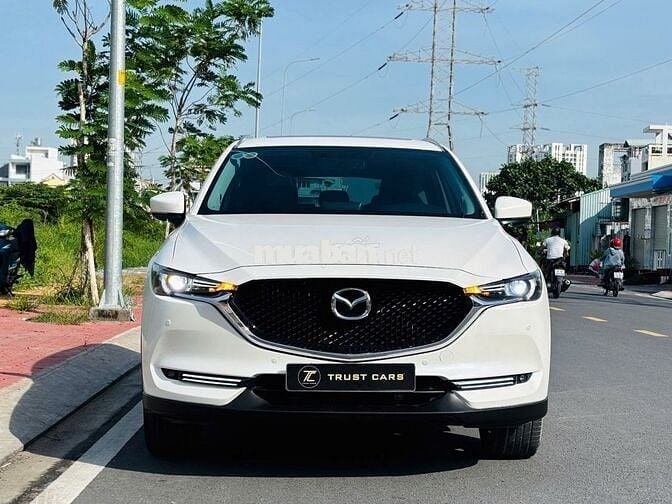 Mazda CX5 2022 2.0 Luxury 21000 km sơn zin 99%