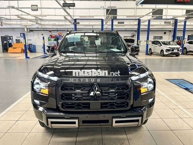 Xả lô 2 xe Triton bản Full Optinon, giảm đến 100Tr