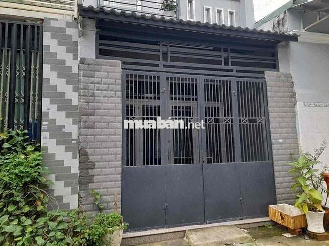 nhà thuê Nguyễn quý Yêm an lạc bình Tân DT 68m giá 9tr5