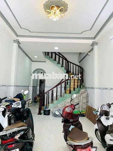 CHO THUÊ NHÀ LÊ VĂN QUỚI, BÌNH TÂN, DT 4X20M, TRỆT, LẦU, 3PN,MÁY LẠNH