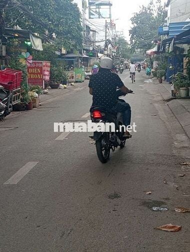 Nhà mặt tiền đường tám Doanh p4 q8 DT 4.7m x 18m nhà cấp 4