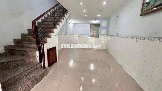 Nhà Hẻm Xe Hơi Nguyễn Sơn.DT: 4 X 15 Trêt 2Lâu ST. 4PN 5WC