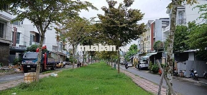 Nền đẹp chủ gốc bán tại khu Hưng Phú