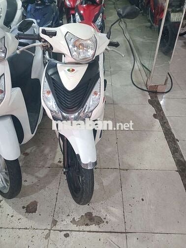 Honda Vision màu Trắng