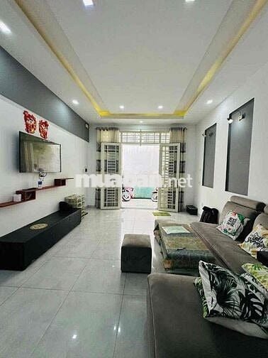 Cho thuê nhà hẻm oto 4 PN Cô Giang Phú Nhuận giá 22tr