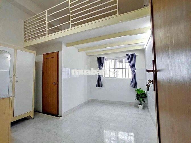 CHO THUÊ PHÒNG TRỌ CÓ GÁC ĐỂ XE ĐIỆN NGAY CHỢ TÂN HƯƠNG PHÒNG RỘNG