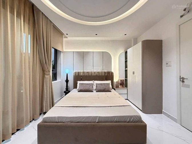 Bán lỗ vốn nhà Đoàn Thị Điểm, P1, Phú Nhuận. DT: ~ 71m2. Giá 4tỷ890. 