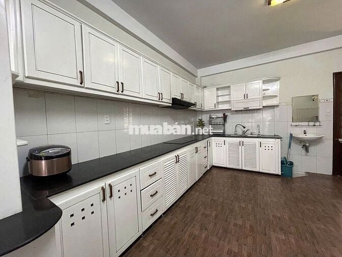 Bán tòa căn hộ 3 tầng Hòa Cường – vị trí siêu đẹp