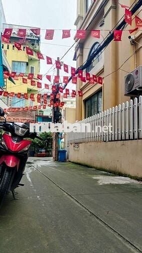 Nhà 4 Tầng 4 PN Gần ĐH CN TPHCM, Chợ Gò Vấp, Hẻm To, Gần MT