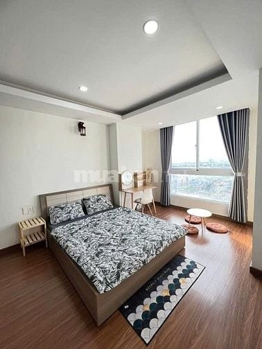 Chung cư ngay chợ lớn Q5 , gần Q1 , 82m2 , 2 PN , nội thất cao cấp , 