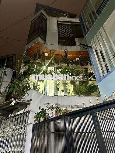 NGUYỄN CHÍ THANH QUẬN 10 40M2 CÁCH MẶT TIỀN 50M -SỔ SẴN GIAO DỊCH NGAY