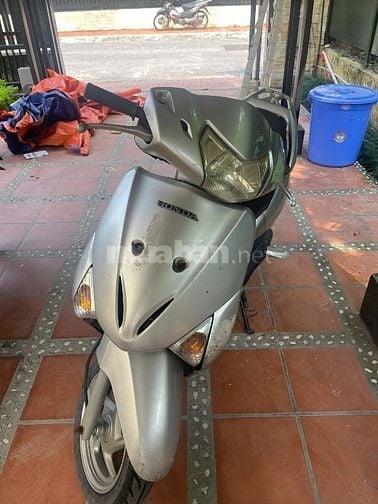 ĐẠI SỨ QUÁN IRAN THÔNG BÁO THANH LÍ XE MÁY