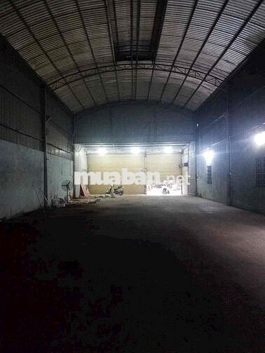 Cho thuê xưởng 400m2, mặt tiền đường chính, phường Trảng Dài.