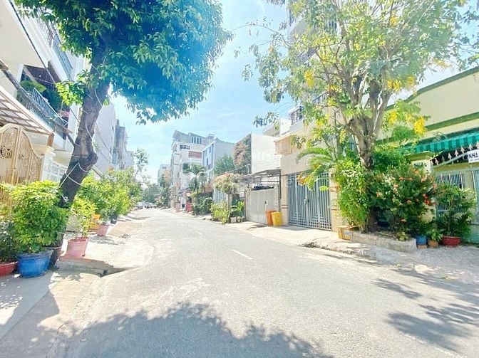 HÀNG HIẾM - Mặt tiền đường số Tân Quy 8x20 quận 7