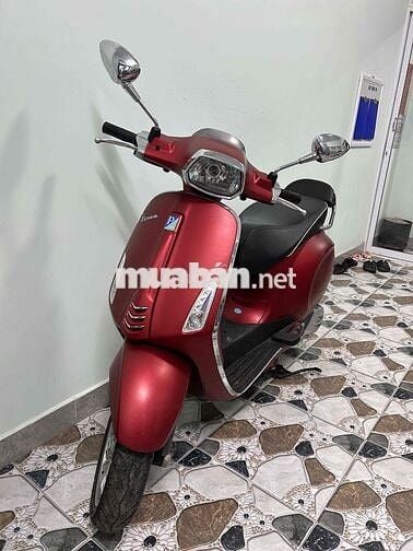 Vespa sprint 125 Abs iget