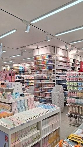 Cần tuyển nhân viên bán hàng và phụ kho 