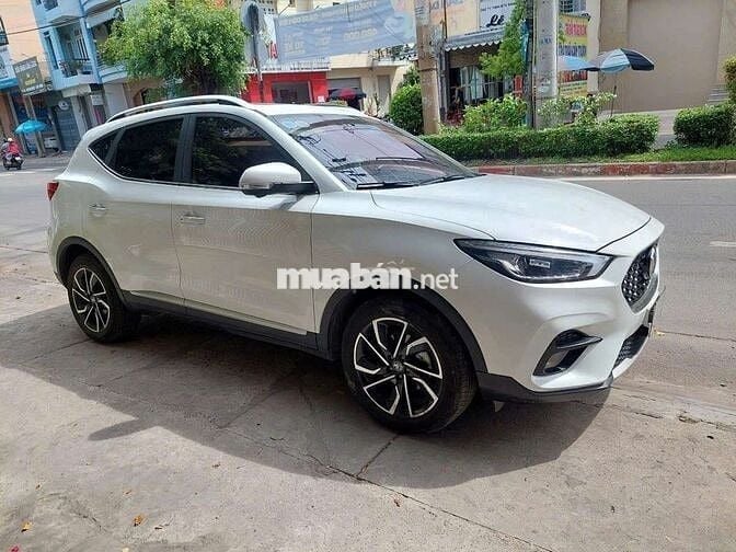 2021 MG ZS LUX+ - 18000 km