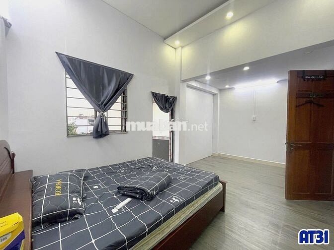 Phòng nội thất ban công thoáng gần bệnh viện Hồng Đức