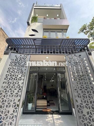 Nhà 1 trệt 2 lầu Sân thượng . Thiết kế đẹp hiện đại . Sổ HC đầy đủ..