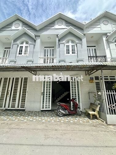 Cho thuê nhà trục chính hẻm trần hoàng na gần cv lưu hữu phước 6 triệu