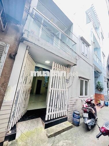 NHÀ SỔ HỒNG RIÊNG LẦU TRỆT đường Nguyễn Hiền vô gần trường Lê Quý Đôn