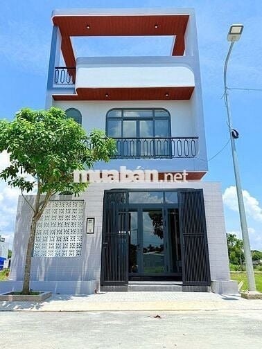 Nhà đẹp 3PN mới xây tại Tân Phú Trung, SHR, bao hoàn công, giá 2,2 tỷ