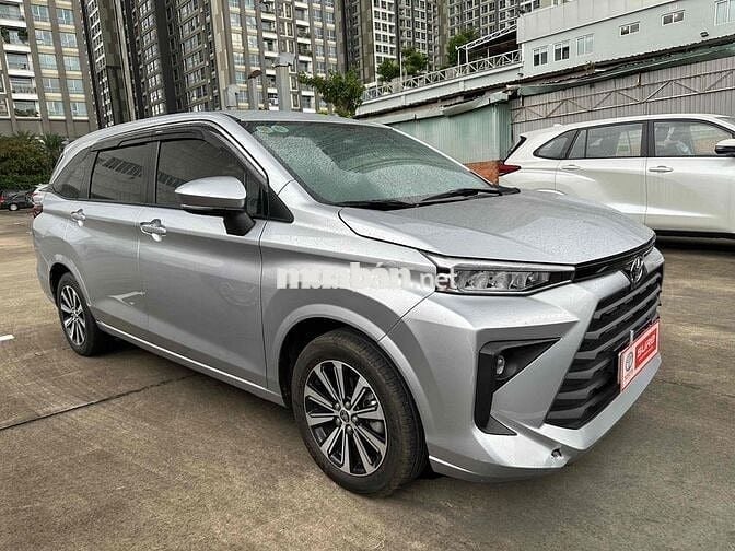 Toyota Avanza Premio 2023 Bạc 7c tự động